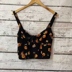 - 2/$15 NWT Gypsies and Moondust Crop Top